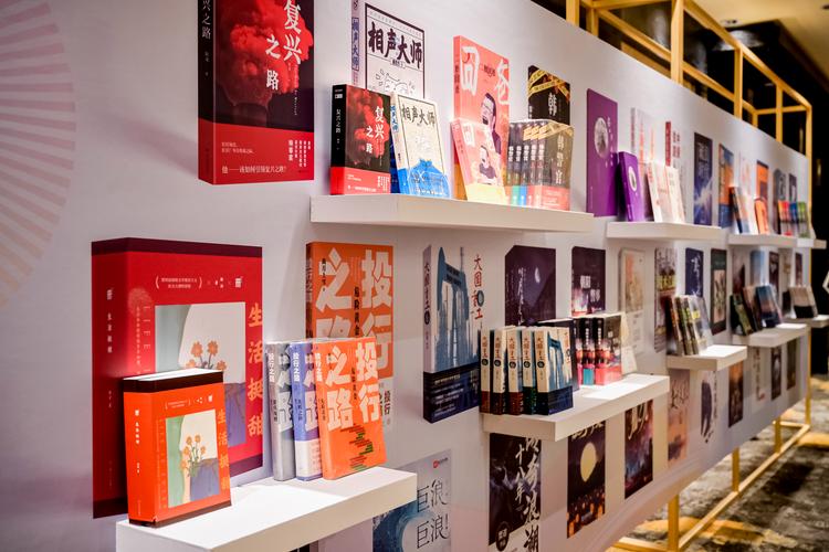 網(wǎng)絡(luò)文學(xué)拓寬現(xiàn)實題材半徑，呈現(xiàn)時代纖微與宏闊